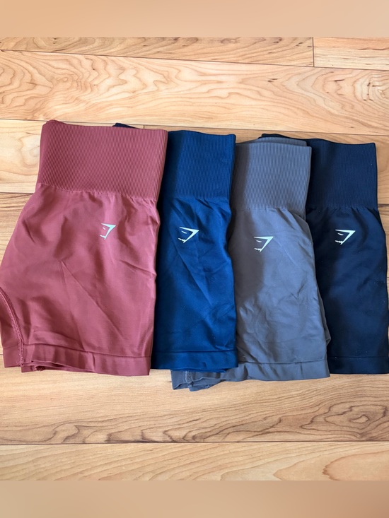 Gymshark Pants - Gymshark High-Rise shorts- set of 4